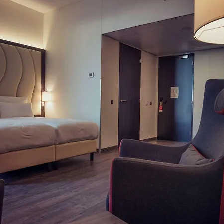 Hotel Plaza Premium Center