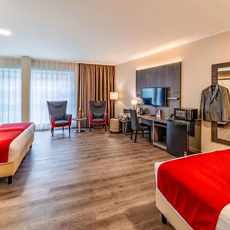 Plaza Premium Center האג