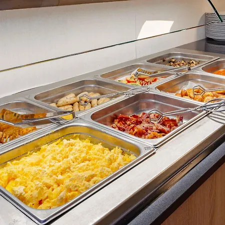 Plaza Premium Center האג