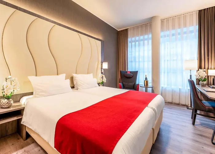 Hotell Plaza Premium Center 4*