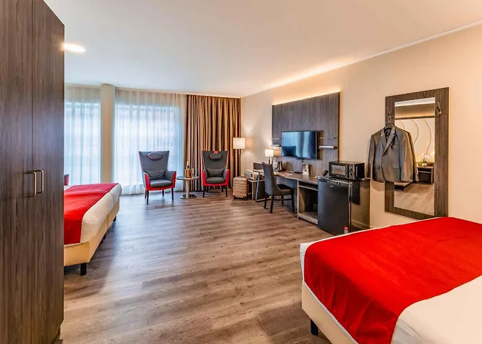 Plaza Premium Center The Hague